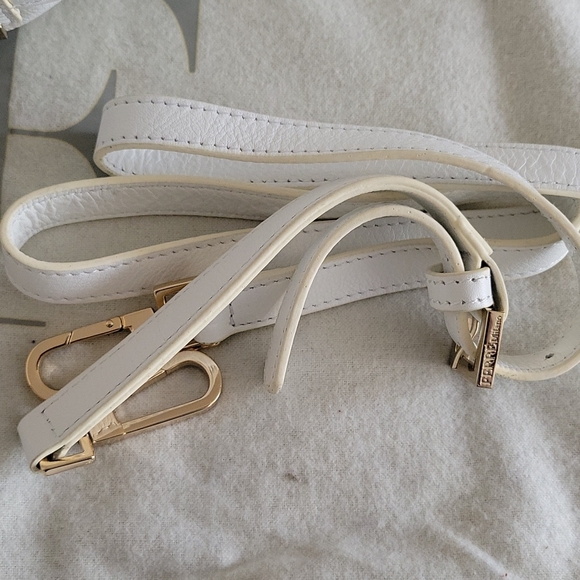 Ferre Milano white Satchel.  New without tags - Picture 8 of 8